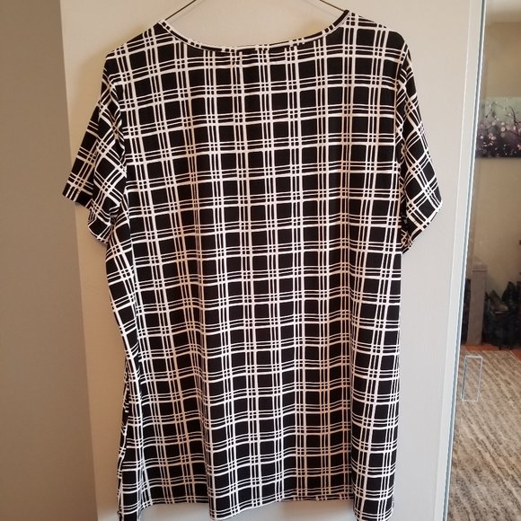 BYdesign Black / White Blouse - 1X - Picture 3 of 7